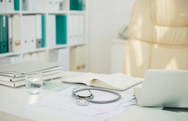 Как узнать, какие медицинские услуги предоставляет конкретное медучреждение бесплатно по договору с НСЗУ