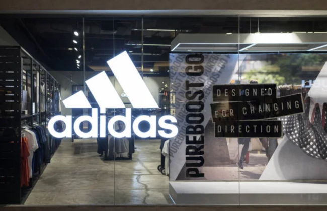 Збірна росії з футболу більше не гратиме в екіпіруванні Adidas
