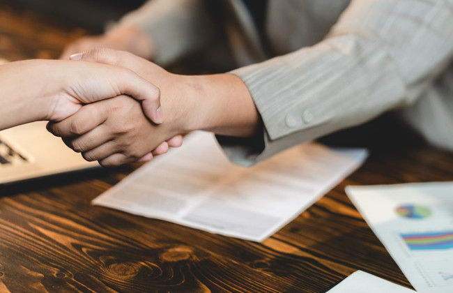 «Подарувала» собі квартири від імені померлих власників: судитимуть зловмисницю