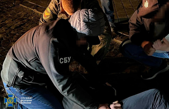 СБУ заблокувала три канали незаконного перетину кордону, фото