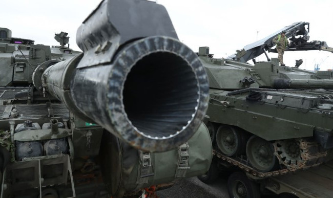 Вслед за Польшей: в Великобритании подтвердили, что планируют передать Украине танки