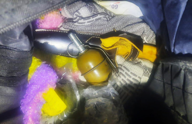 Харківські прикордонники затримали азербайджанця, який незаконно перевозив зброю