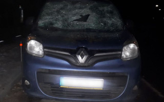 Розбив чуже авто, аби переночувати: в столиці затримали порушника
