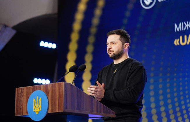 «Третьої світової не буде, це не трилогія», — Зеленський виступив на кінопремії «Золотий глобус»