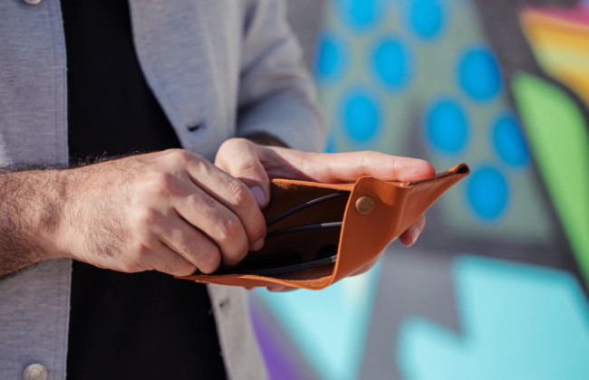 При каком условии физическое лицо, которое работает неполный рабочий день, имеет право на налоговую социальную льготу