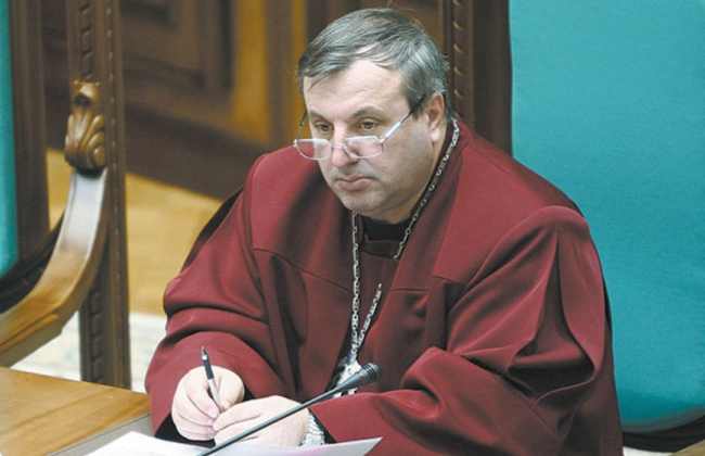 ЕСПЧ вынес решение в пользу судей КСУ времен Януковича Михаила Колоса и Вячеслава Овчаренко