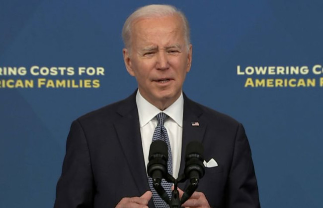 Байден объяснил, почему хранил секретные документы в своем гараже: «они не лежали просто на улице»