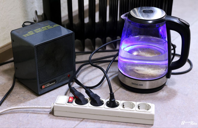 Какие электроприборы нельзя использовать одновременно: есть риск аварийных отключений