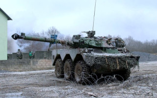У Міноборони Франції назвали строк поставки Україні колісних танків