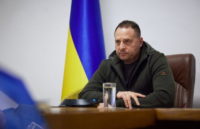 Ермак заявил, что Украина уже начала получать тяжелую технику от партнеров