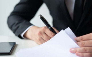 Не вказав у декларації 4 авто та 2,5 млн грн доходу: повідомили про підозру депутату Волинської облради