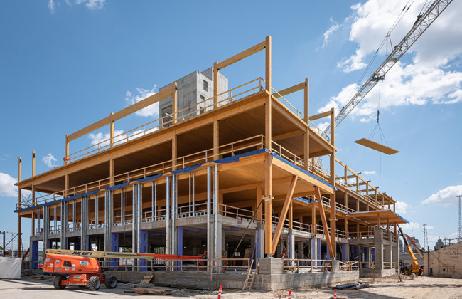 Нові багатоквартирні будинки, офісні центри й подібні споруди матимуть укриття