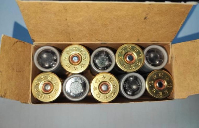 На Одесщине в пункте пропуска на выезд в Молдову служебный пес помог обнаружить охотничьи патроны