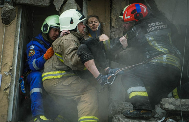 У Дніпрі 15 січня врятували ще одну жінку – її почули під час хвилини тиші вночі