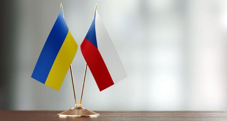 Временная защита украинцев в Чехии: где ее оформить и какие нужны документы