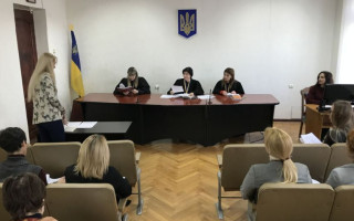 Повноваження секретаря судового засідання можуть надати іншим працівникам апарату суду