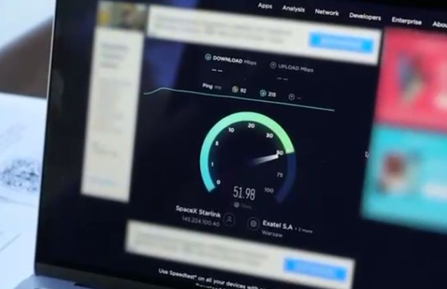 Укрзалізниця встановила Starlink на перший потяг: що з цього вийшло