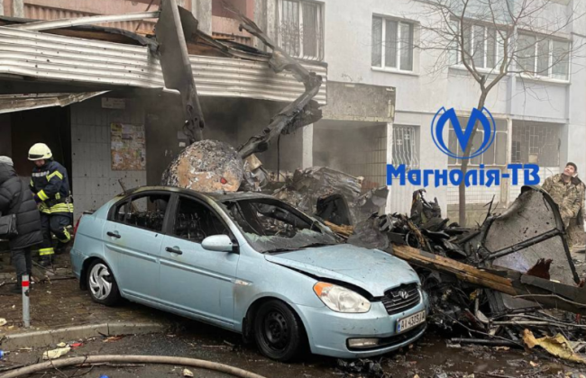 Падіння гелікоптера у Броварах: щонайменше 3 загиблих і 5 постраждалих