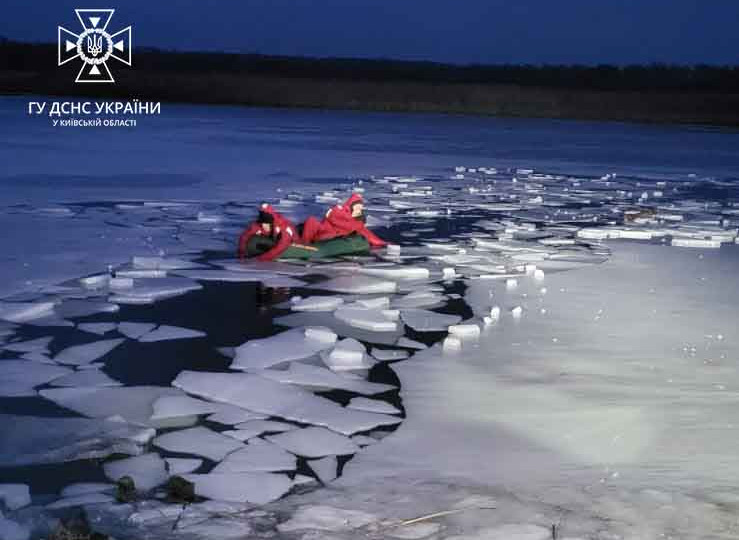 У Київській області на річці Рось під кригу провалились 4 дітей: двох врятовано – ДСНС