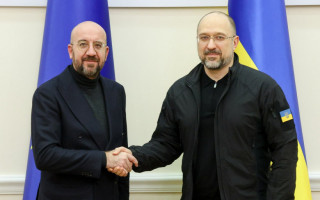 Денис Шмигаль і Шарль Мішель обговорили подальшу підтримку України та рух в Євросоюз