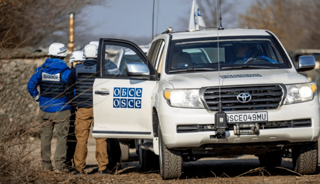 ОБСЕ требует от РФ вернуть украденные автомобили наблюдателей