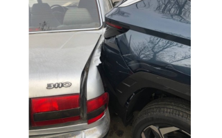 В Одесі 65-річна жінка під час тест-драйву авто збила чоловіка та чотирирічну дитину