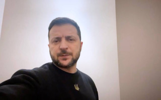 Щодня втрачаємо людей, про яких будемо завжди згадувати, — Зеленський записав нове звернення, відео