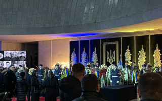 Авіакатастрофа у Броварах: в Києві прощаються з керівництвом МВС, фото