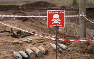 На Харківщині двоє людей підірвалися на міні, — ОВА