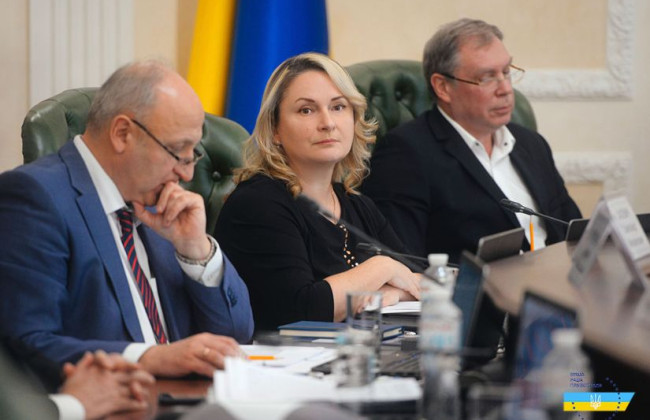 Вища рада правосуддя погодила Антикорупційну програму, не погодившись із нею: складна дилема ВРП