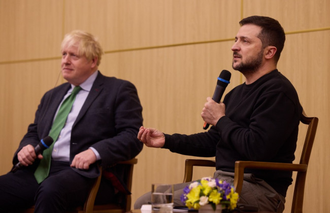 Військове керівництво отримало завдання створити резерви – Зеленський