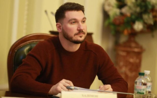 Олена Шуляк прийняла відставку Павла Халімона з посади голови Чернігівської організації «Слуги Народу»