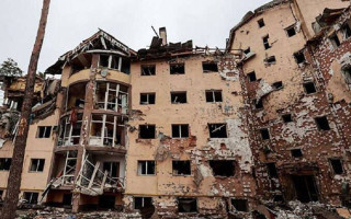 Знущалися над місцевим населенням Ірпеня: двом російським військовим повідомили про підозру