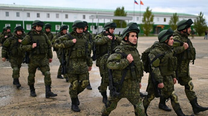 Количество российских военных в Беларуси сократилось почти вдвое, – ГУР
