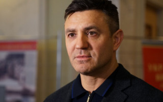 Миколу Тищенка звільнили з посади заступника голови фракції «Слуга народу» та виключили з партії