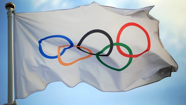 В МОК заявили, что планируют вернуть россиян и белорусов в международные соревнования