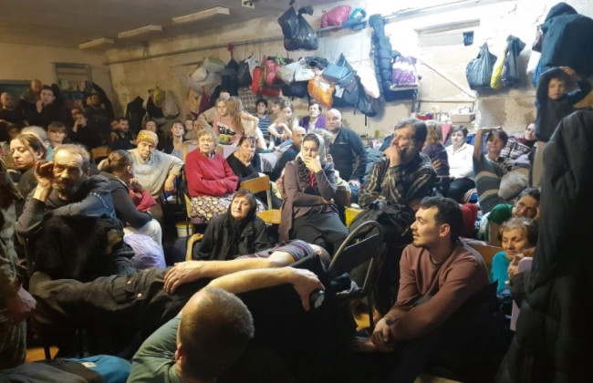 Живой щит из гражданских для защиты штаба: двум оккупантам сообщили о подозрении