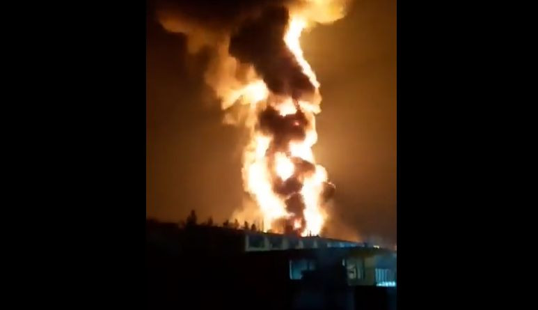 В Ірані пролунали вибухи на авіабазі та заводі з виробництва боєприпасів, відео
