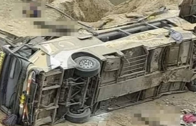 Смертельна подорож: в Перу автобус із туристами зірвався у прірву