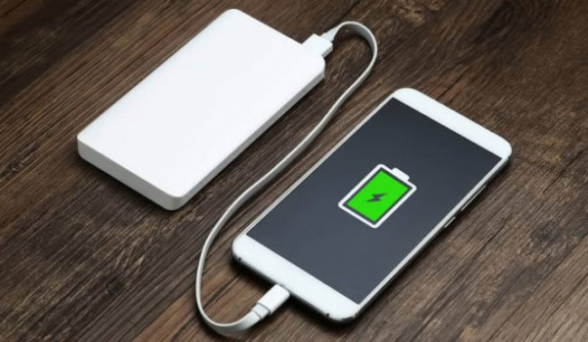 Как зарядить мобильный, если нет электричества: советы