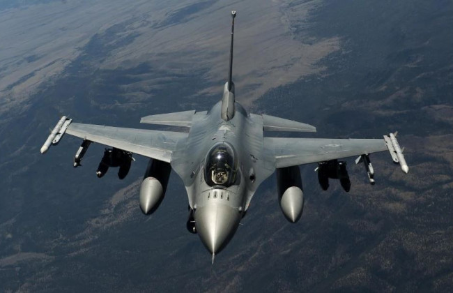 Польща готова передати Україні винищувачі F-16, але є умова