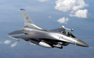 Сколько стоит закрыть небо над Украиной истребителями F-16: аналитики назвали сумму