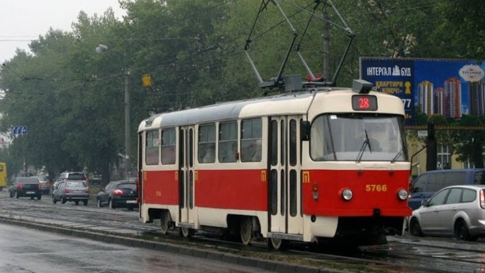 У Києві на Троєщині відновлять рух двох трамвайних маршрутів