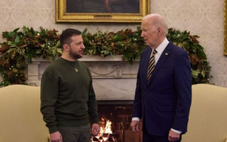 Байден обговорить українські оборонні потреби із Зеленським