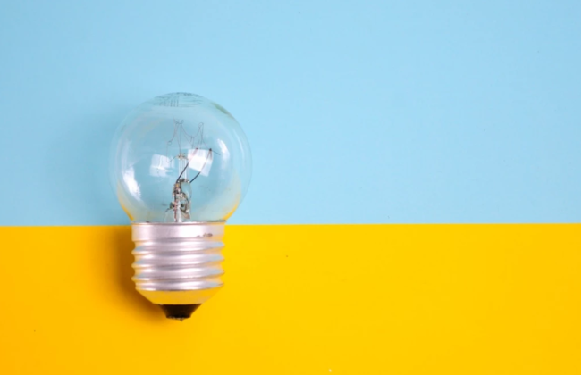 Регулятор оштрафував ще три обленерго за недотримання графіків відключень світла