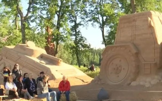 «Піщаний» Зеленський у стилі статуї Свободи з'явився в Естонії, фото