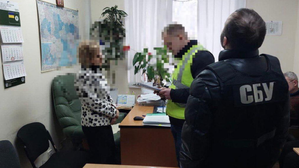 Ввезення фальсифікованих ліків на 32 млн грн: повідомлено про підозру посадовиці Держлікслужби та комерсанту