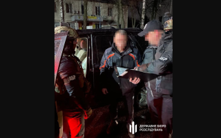 Скандал із закупівлями для ЗСУ: затримали підприємців, які привласнювали кошти, виділені на харчування військових