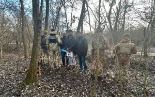 Злякалися угорських прикордонників: затримано трьох індусів-порушників державного кордону