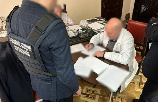 Убытки на 7,4 млн грн на закупки медоборудования: подозревают руководителей подразделений госучреждения